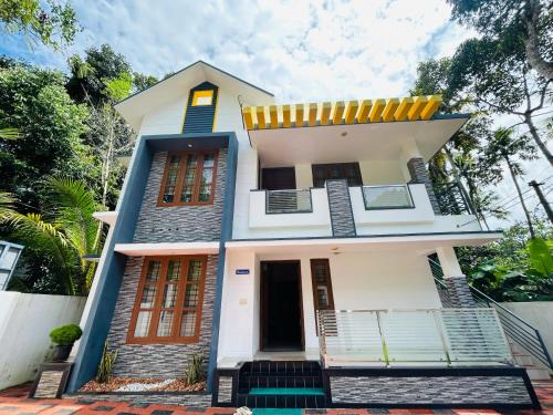 Thiruvananthapuram Apartment | Vaisharad Homestay Trivandrum