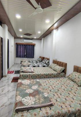 Omkareshwar House | Vallabh Room Service