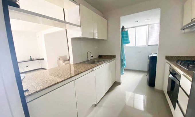 Ciudad Jardin Apartment | VALLE DEL LILI SUR APARTMENT - EL BOSQUE