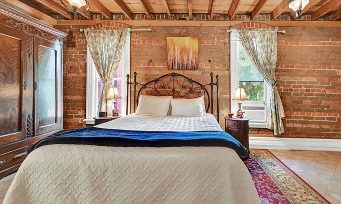 Huntsville Bed & Breakfast | Valley House B and B Huntsville Nelson Suite