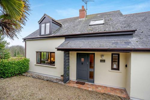 Manorbier House | Valley View