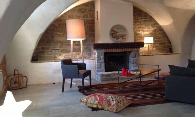 Vars Apartment | Vars Sainte Catherine: The charm of an apartment in an old house