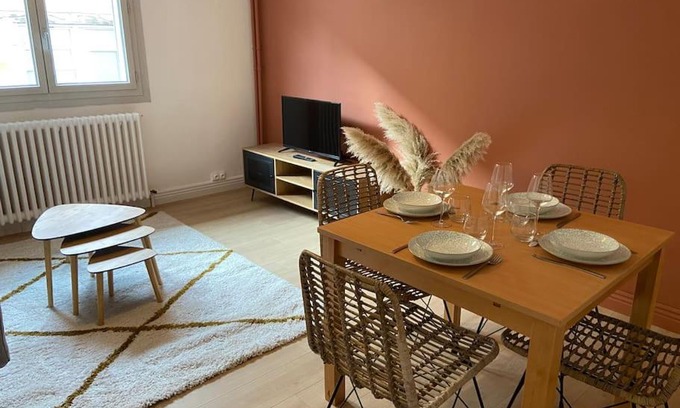 Prefecture Apartment | Vaste Appartement Rénové - Centre Ville