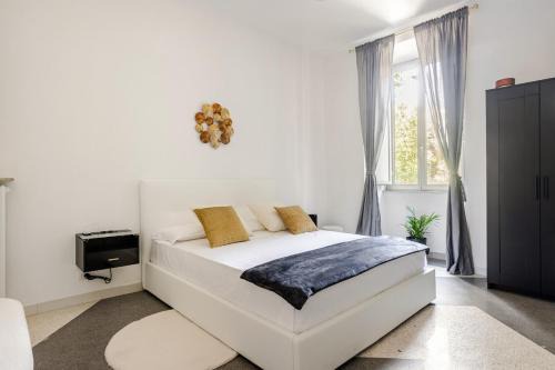 Quartiere XV Della Vittoria Apartment | Vatican Area Stylish 2BR Fast WiFi & AC