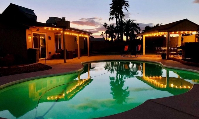 Chandler House | Very own Arizona retreat with private pool and putting green. Sleeps six