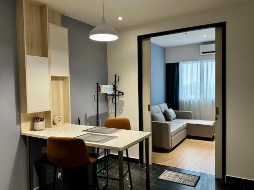 Kota Kinabalu Apartment | Vetro 11 Suites - Kota Kinabalu - J-Residences Welcomes You!