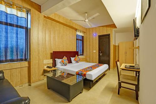 Vasundhara Hotel | Via Vasundhara Grand
