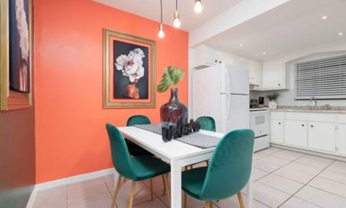 Lauderdale-by-the-Sea Apartment | Vibrant Beachside Retreat | Prime Location!