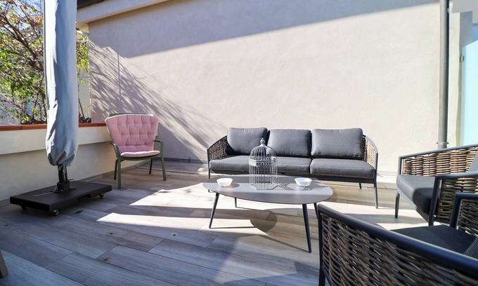 Desenzano del Garda City Centre Apartment | Vicolo dei Signori - Three Bedroom Apartment, Sleeps 5