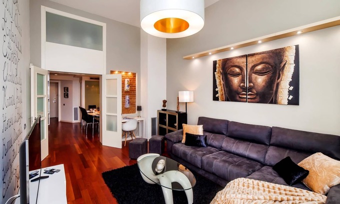 Eixample Apartment | Victoria City Center 2: Luxury Touristic Duplex in the heart of Barcelona