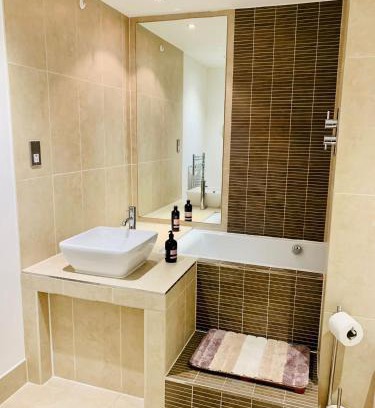 Manchester City Centre House | Victoria Rooms