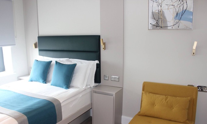 Dollis Hill Apartment | Victoria Studios