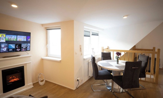 Favoriten Apartment | View above Vienna | DG6