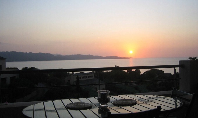 Saint-Florent Apartment | VIEW OF THE GULF OF ST. FLORENT AND AN UNFORGETTABLE SUNSET