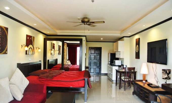 Jomtien Apartment | View Talay 5 studio apartment - close to the beach