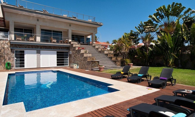 Sonnenland Villa | Villa Sonnenland Grande | Private Outdoor Pool | BBQ Facilities | Shaded.