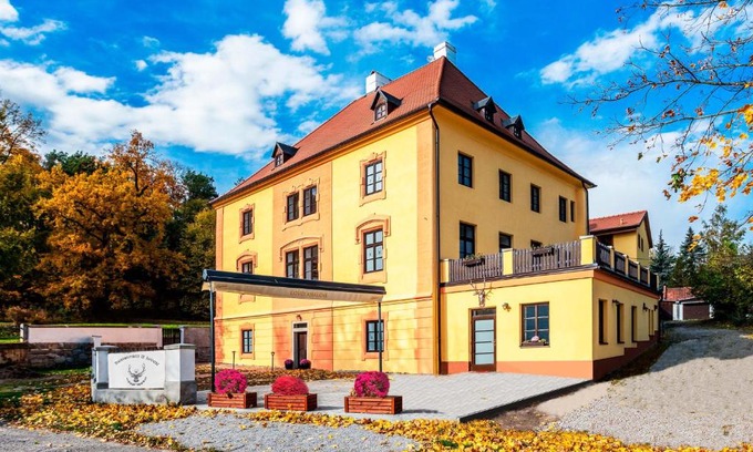 Cesky Krumlov Hotel | Vila Lovců králových