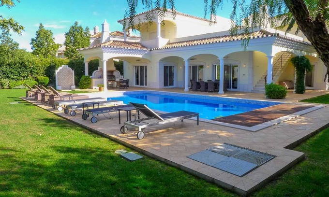 Quarteira Villa | Vilasol Villa Raffles - Luxury 5 Bedroom Villa