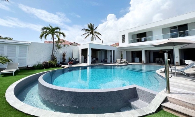 Saint-Francois Villa | Villa à Saint François G270 5 ch piscine privée