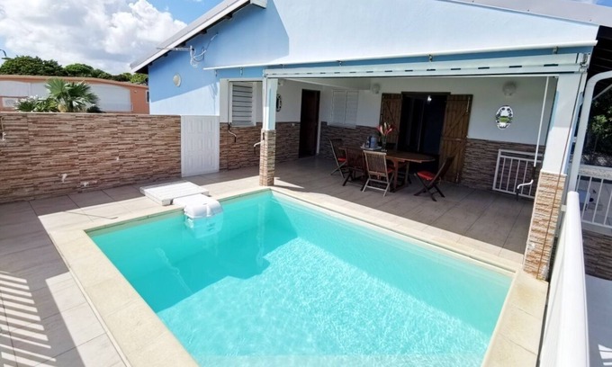 Saint-Francois Villa | Villa à St François 3 chambres piscine - G005A