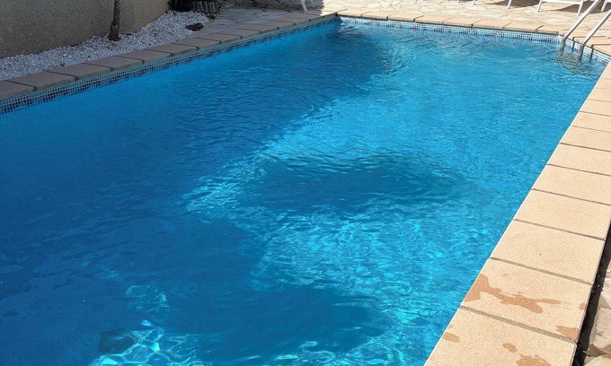 Pomerols Villa | Villa 15 minutes from the beach with private pool. Available for 6 people.