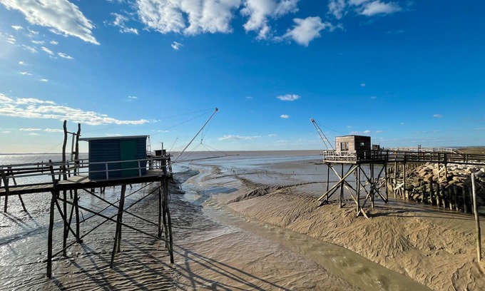 Semillac Villa | Villa '2 Chambres - 4 Voyageurs' with Private Terrace, Private Garden and Wi-Fi