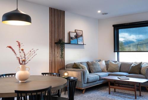 Revelstoke Apartment | Villa 23 Cabot Peaks by Revelstoke Vacations