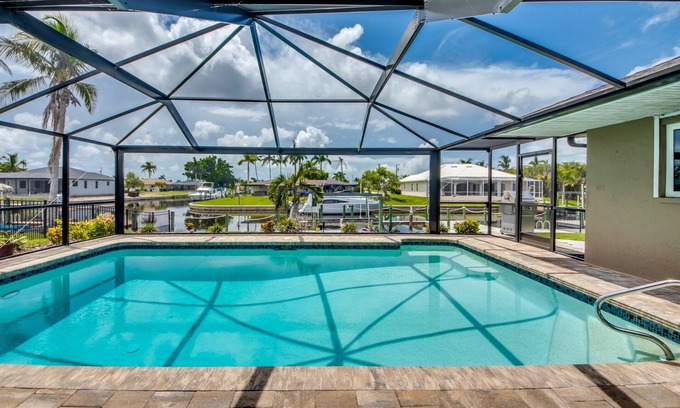 Caloosahatchee House | Villa 6 Great for sunbathing and sunsets!