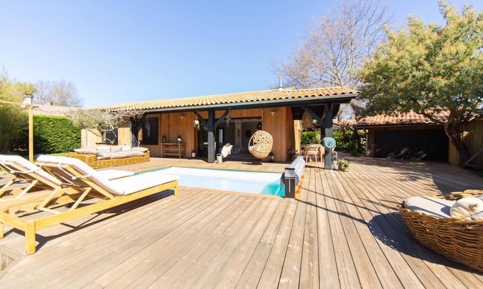 Lege-Cap-Ferret Villa | Villa Alhena à Lège with heated swimming pool