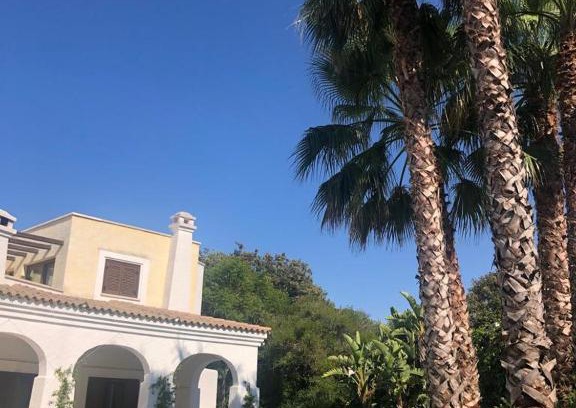 Trani House | Villa Amarilla