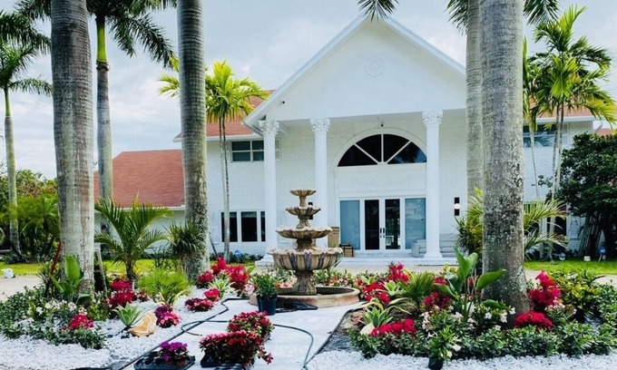 Delray Beach House | Villa Amore Private Estate on 3 Acres