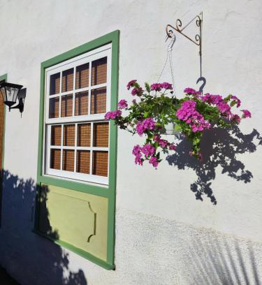 Candelaria Villa | Villa Antonia