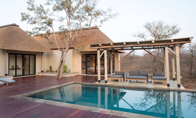 Hoedspruit Villa | Villa Appelblaar: luxury 4 bedroom villa home in the South African bush