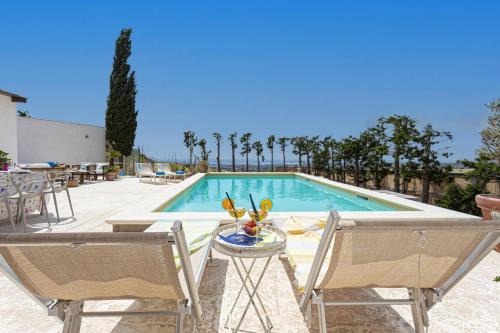 Ragusa Villa | Villa Ardith by Villa Plus