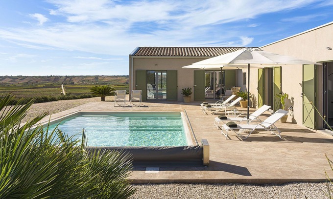 Castelvetrano Villa | Villa Aria- villa with pool near the sea 6 beds