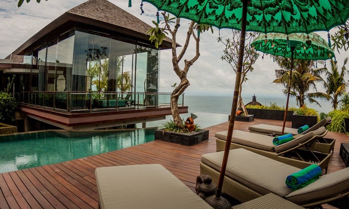 Jimbaran Villa | Villa Aum, 4 bedrooms ocean cliff view Bukit