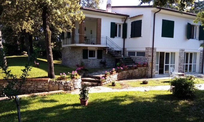 Tirrenia House | Villa Aurora