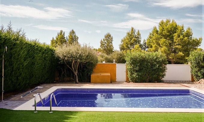 Les Tres Cales Villa | "Villa Bali" with Pool, Terrace & Wi-Fi