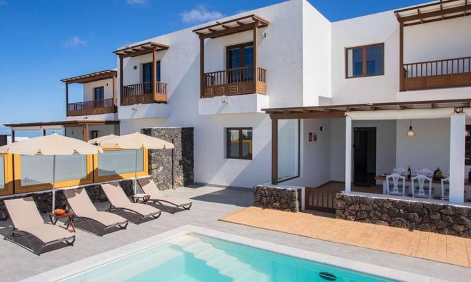 Tinajo House | Villa Barrilla La Vegueta Villas