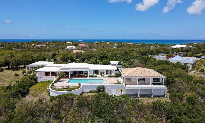 Les Terres Basses Villa | Villa Beaulieu Fall Incentive | Ocean View - Located in Wonderful Terres Basses with Private Pool