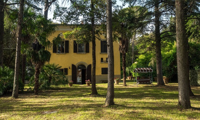 Foiano della Chiana Villa | Villa Blacks Serneri noble residence with beautiful park of the Val di Chiana