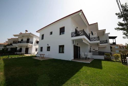 Nikita House | Villa Bona Nikiti