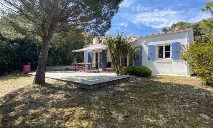 Domino House | Villa bord de mer, 10 pers, 5 chbres, proche plage, jardin privé, Wifi, animaux ok - FR-1-246A-207