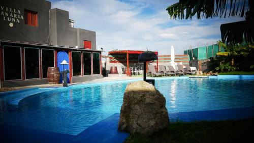 Santa Maria de Guia de Gran Canaria Villa | Villa Canaria Luna - Large saltwater pool