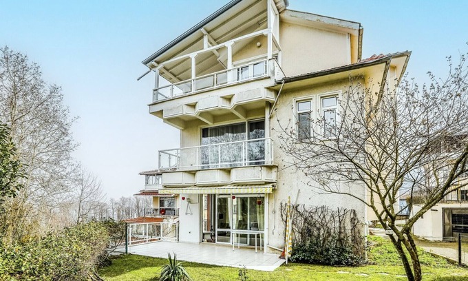 Masukiye Villa | Villa Close to Masukiye Waterfalls with Backyard