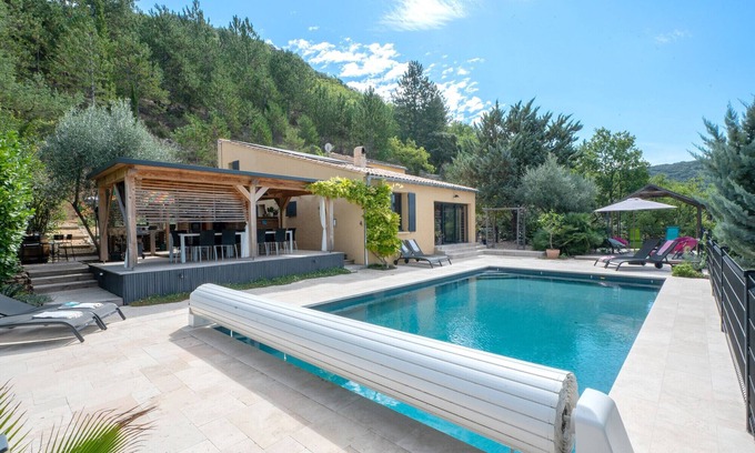 Mollans-sur-Ouveze Villa | Villa Coste – Luxury villa with private heatable pool in Provence