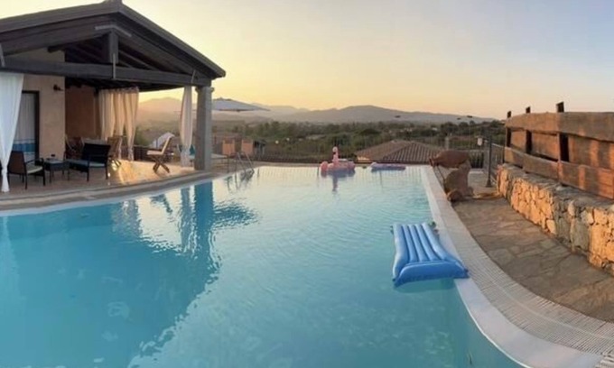 Tanaunella Villa | Villa Crilu Sardinia, cozy, with sea view, swimming pool and private parking space
