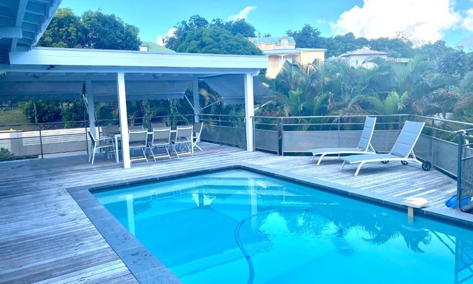 Le Gosier Villa | VILLA DAJA