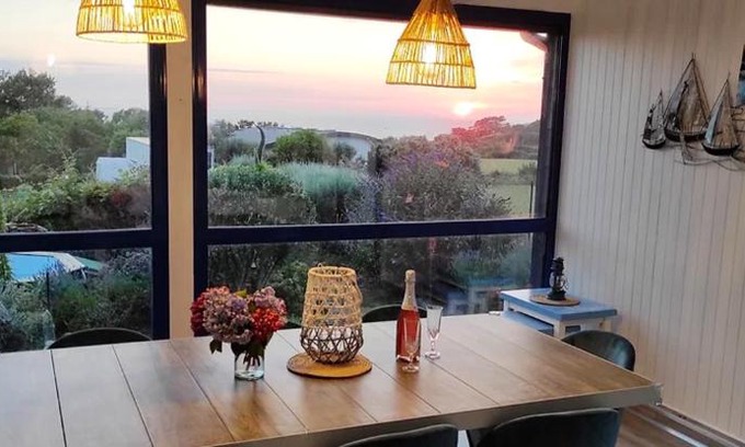 Le Conquet Villa | Villa de 4 chambres avec vue sur la mer piscine privee et jardin clos a Le Conquet