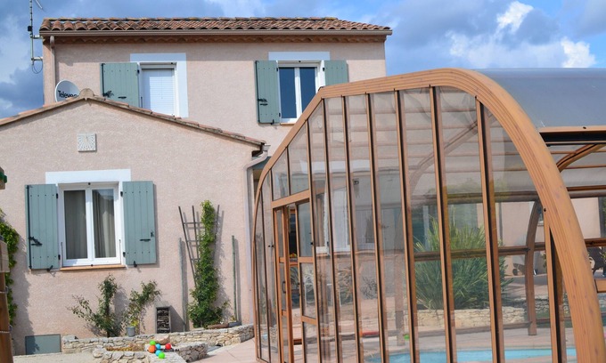 Poulx House | Villa de Charme, Climatisée, à Poulx, Entre Nîmes et Uzès